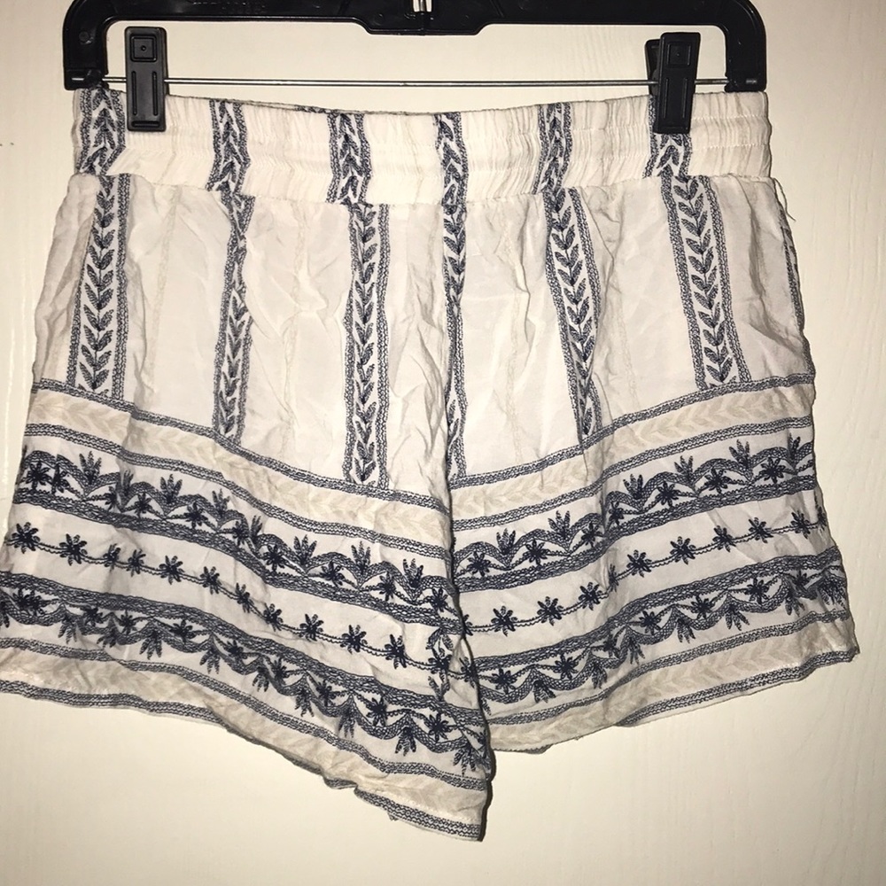 Shorts - Picture 2 of 2